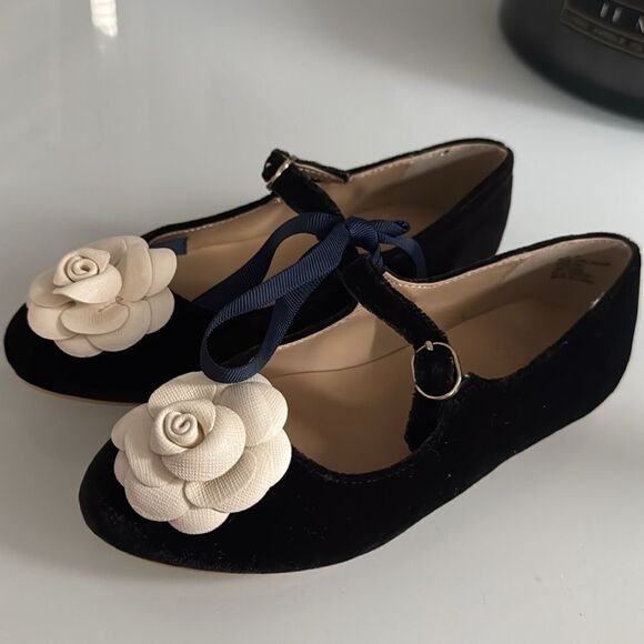 🔥Janie and Jack Black and Cream Dress Shoes with Flower Detail Sz 6 New - Picture 5 of 5